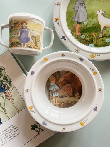 'Childrens' Songs' Tableware Set