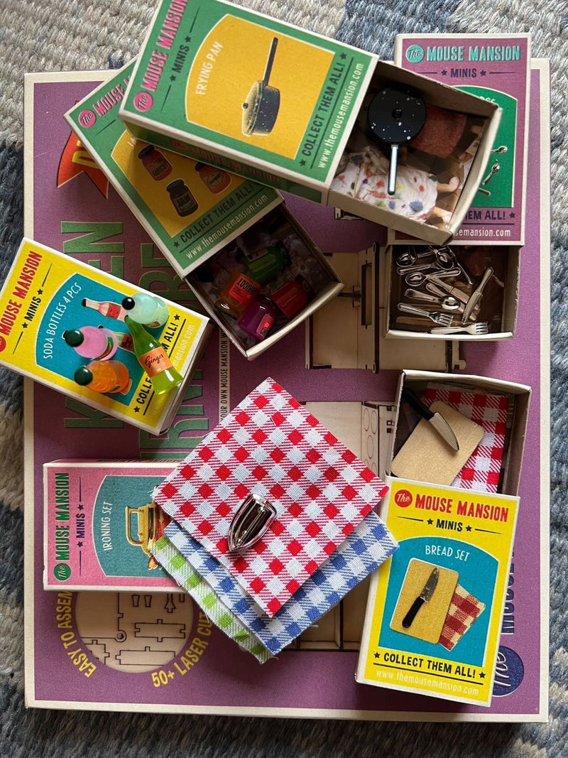 Mini Accessories Mouse House, Ironing Set